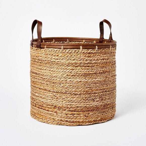 Leather Handle Ratan Basket - Threshold Studio McGee - Target 2022 - NWT - Picture 1 of 5